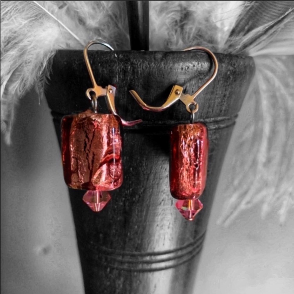 PINK hand made glass earrings 🖤